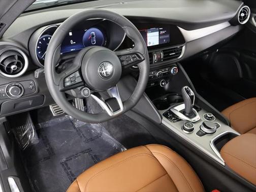 2024 Alfa Romeo Giulia Ti