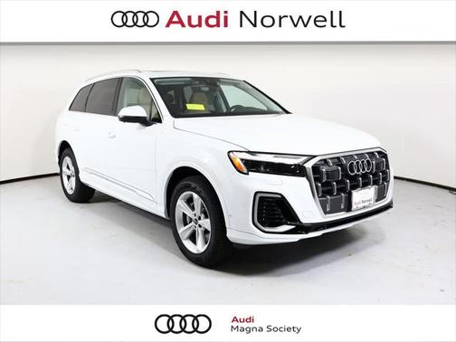 2025 Audi Q7 55 Premium