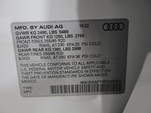 2023 Audi Q5 45 S line Premium Plus