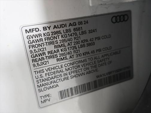 2025 Audi Q7 55 Premium Plus