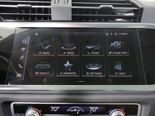 2025 Audi Q3 Premium 45 TFSI S line quattro Tiptronic