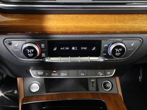 2023 Audi Q5 45 S line Premium Plus