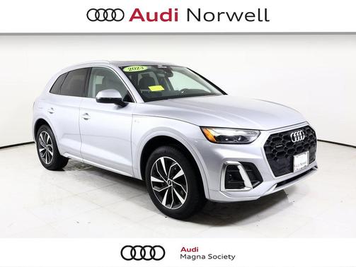 2023 Audi Q5 45 S line Premium Plus