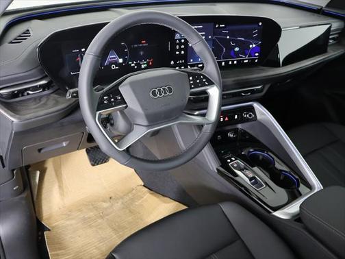 2025 Audi Q5 Premium