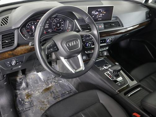 2019 Audi Q5 2.0T Premium Plus