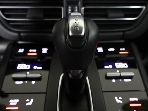 2023 Porsche Macan S