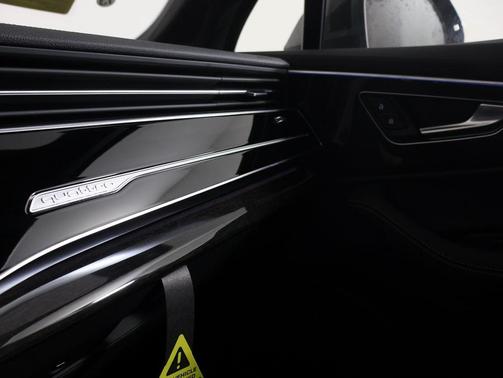 2026 Audi Q7 55 Premium Plus