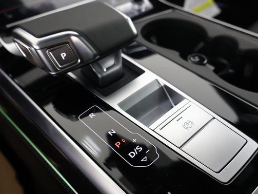 2026 Audi Q7 55 Premium Plus