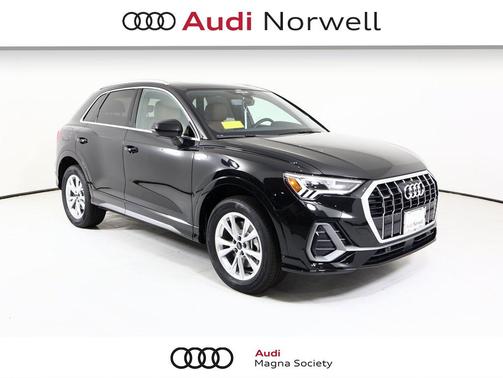 2025 Audi Q3 Premium 45 TFSI S line quattro Tiptronic