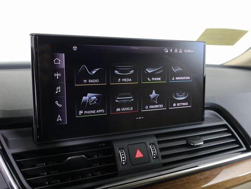 2023 Audi Q5 40 Premium