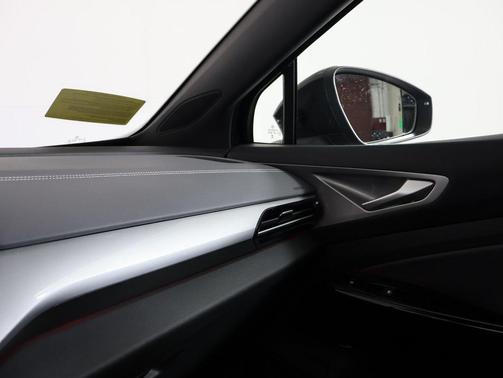 2023 Volkswagen ID.4 Pro S Plus