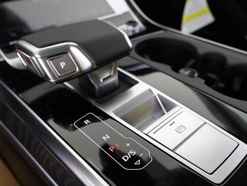 2026 Audi Q8 55 Premium Plus