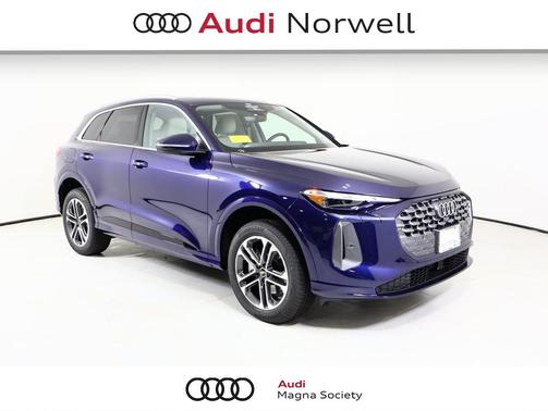 2025 Audi Q5 Premium TFSI quattro S tronic