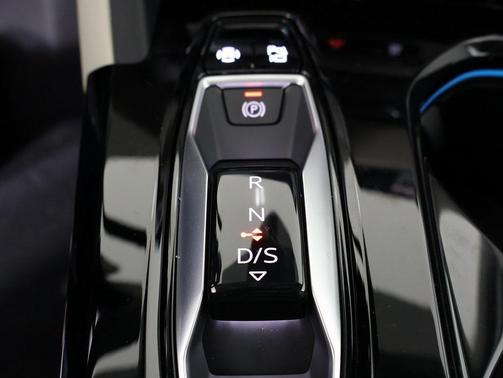 2025 Audi Q5 Premium TFSI quattro S tronic