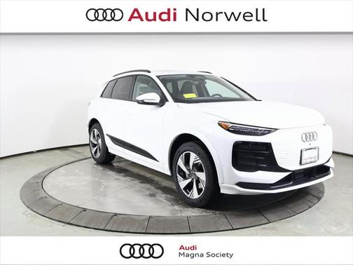 2025 Audi Q6 e-tron Premium Plus quattro