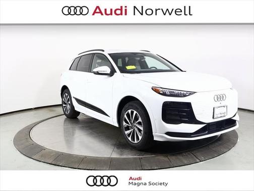 2025 Audi Q6 e-tron Premium Plus quattro