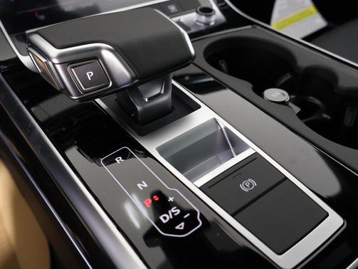 2026 Audi Q7 45 Premium