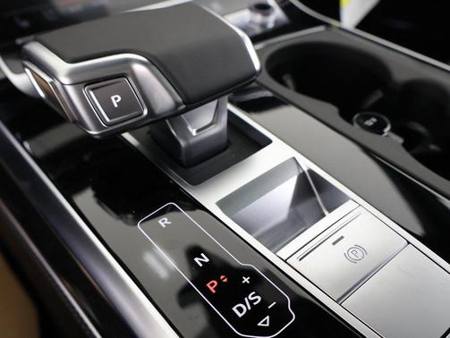 2026 Audi Q7 55 Premium Plus