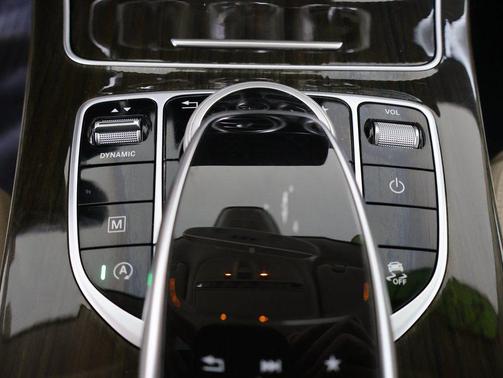 2017 Mercedes-Benz GLC 300 4MATIC