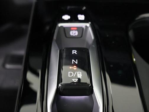2025 Audi Q6 e-tron Premium Plus quattro