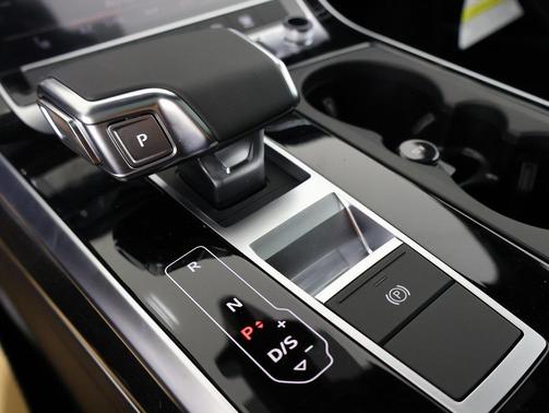 2026 Audi Q7 45 Premium