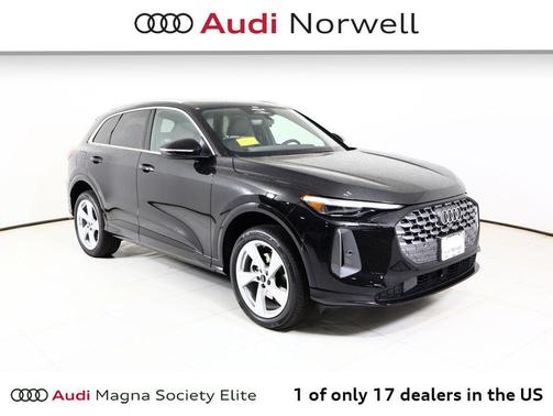 Mythos Black Metallic 2026 Audi Q5 Premium Plus TFSI quattro S tronic