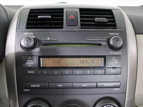 2011 Toyota Corolla LE
