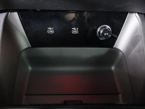 2025 Audi Q6 e-tron Premium Plus quattro