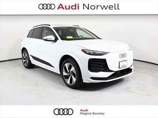 2025 Audi Q6 e-tron Premium Plus quattro
