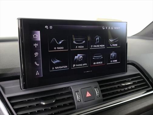 2024 Audi Q5 45 S line Premium Plus
