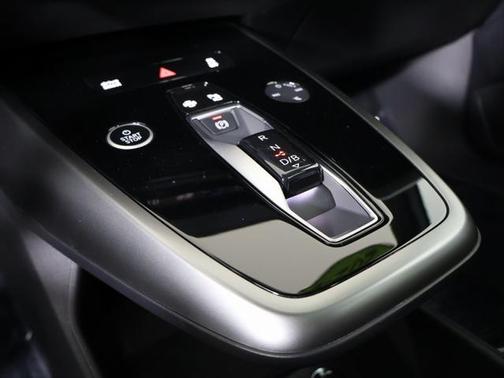 2024 Audi Q4 e-tron Prestige 55 quattro
