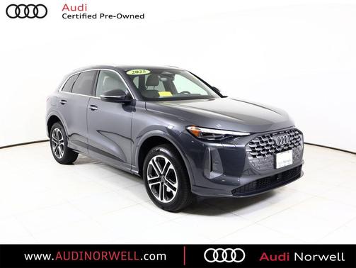 Tambora Gray Metallic 2025 Audi Q5 Premium TFSI quattro S tronic
