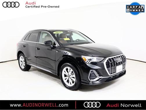 2025 Audi Q3 Premium 45 TFSI S line quattro Tiptronic