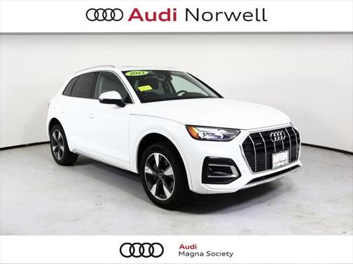 2023 Audi Q5 40 Premium Plus