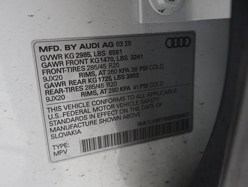 2025 Audi Q7 55 Premium Plus