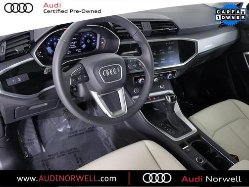 2025 Audi Q3 Premium 45 TFSI S line quattro Tiptronic