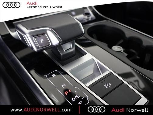 2024 Audi Q7 45 Premium Plus