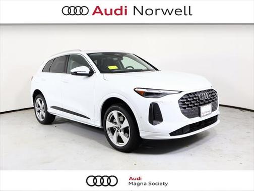 2025 Audi Q5 Premium Plus