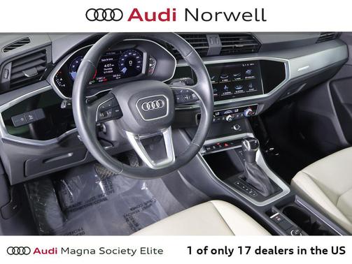 Glacier White Metallic 2023 Audi Q3 Premium 45 TFSI S line quattro Tiptronic