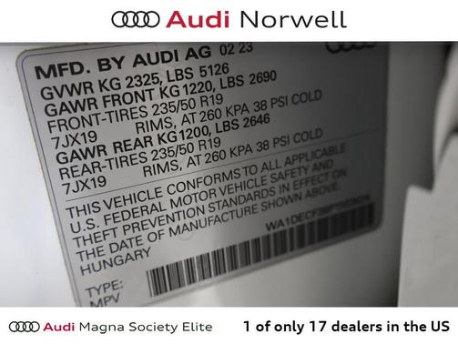 Glacier White Metallic 2023 Audi Q3 Premium 45 TFSI S line quattro Tiptronic