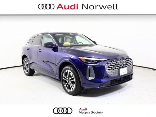 2025 Audi Q5 Premium