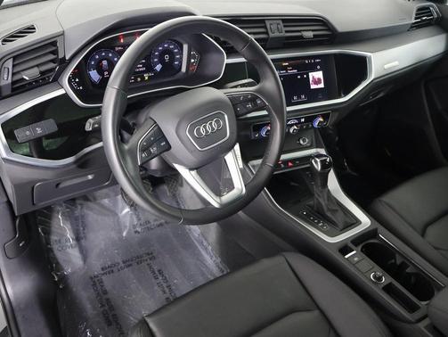 2022 Audi Q3 40 Premium Plus