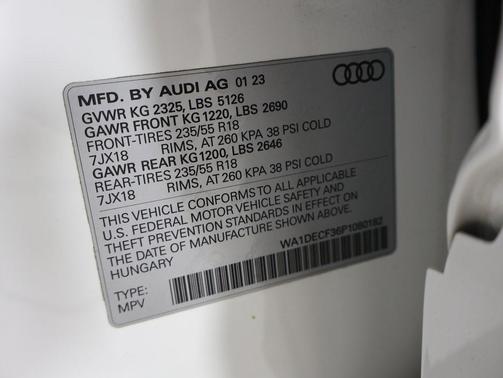 2023 Audi Q3 Premium 45 TFSI S line quattro Tiptronic