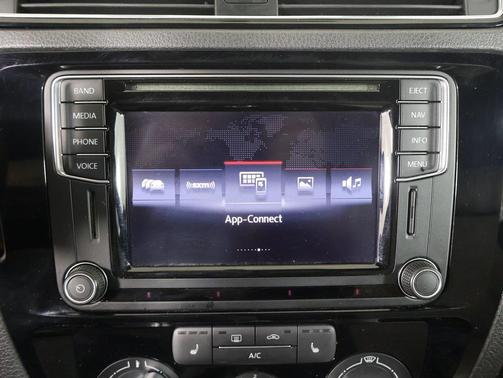 2016 Volkswagen Jetta 1.8T Sport