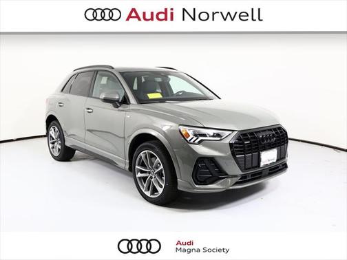 2025 Audi Q3 Premium 45 TFSI S line quattro Tiptronic