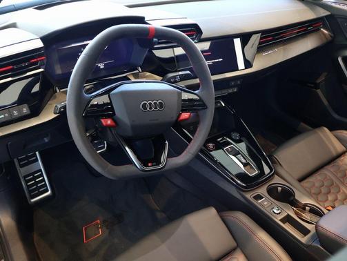 2025 Audi RS 3 TFSI quattro S tronic