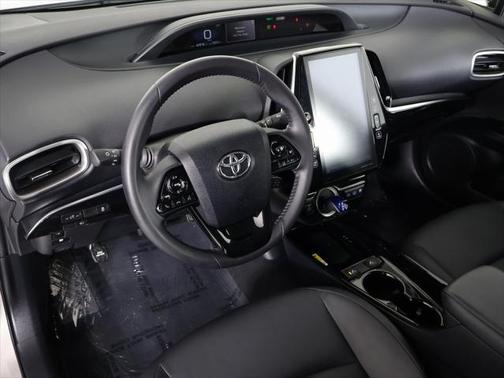 2022 Toyota Prius Prime LE
