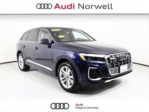 2025 Audi Q7 55 Premium Plus