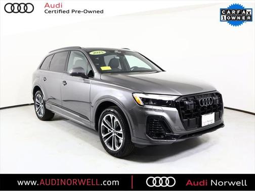 2025 Audi Q7 45 Premium Plus