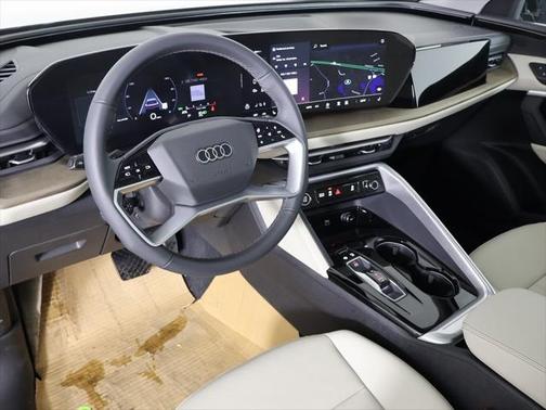 2025 Audi Q5 Premium